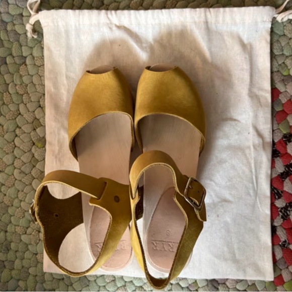 Bryr Emma Peep Toe in fennel - Picture 4 of 4